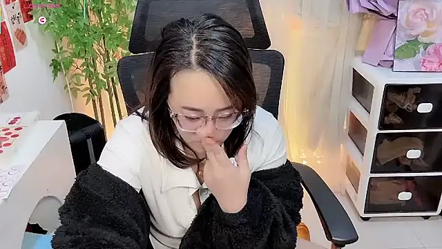 NEWONETO online show from 5, 2, 2026