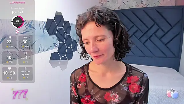 Snapshot of Valery_More__ chatting on 15, 6, 2026 Valery More online show from 15, 6, 2026