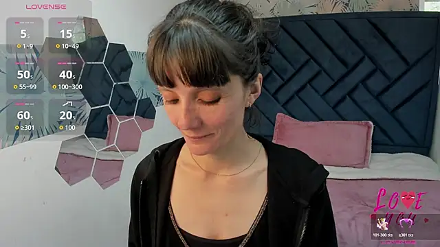 Snapshot of Valery_More__ chatting on 29, 6, 2026 Valery More online show from 29, 6, 2026
