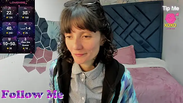 Snapshot of Valery_More__ chatting on 21, 7, 2026 Valery More online show from 21, 7, 2026