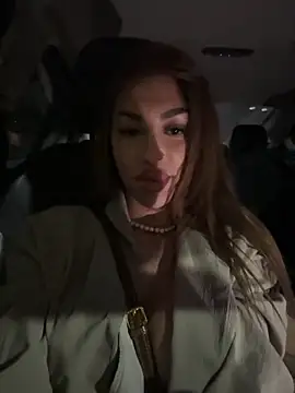 Snapshot of Candy_flippp chatting on 11, 10, 2025 Candy flippp online show from 11, 10, 2025