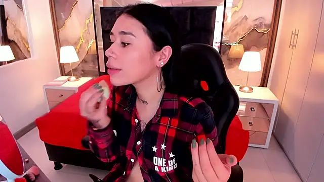 Snapshot of SusanVilla chatting on 26, 11, 2025 SusanVilla online show from 26, 11, 2025