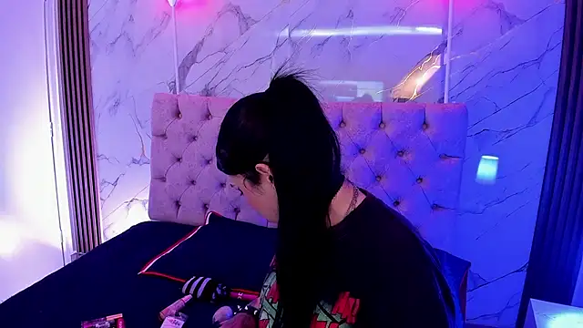 Snapshot of SusanVilla chatting on 18, 12, 2025 SusanVilla online show from 18, 12, 2025