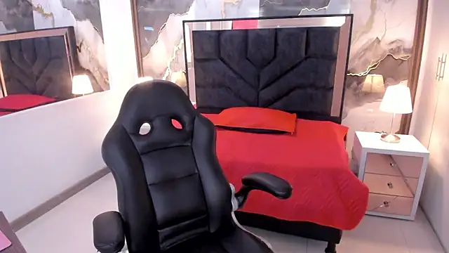 SusanVilla online show from 11, 4, 2026