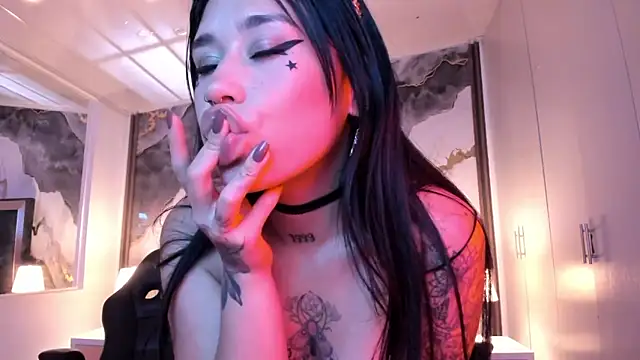 SusanVilla online show from 16, 4, 2026