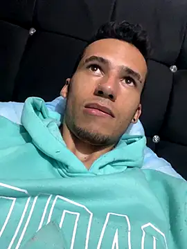 Snapshot of wiland_hot23 chatting on 28, 9, 2025 wiland hot23 online show from 28, 9, 2025