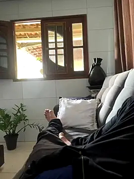 MCLZK online show from 31, 10, 2025