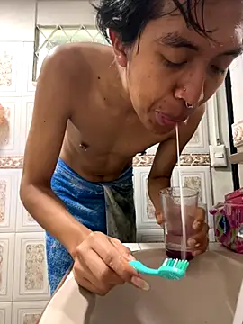 MadamLeRouge online show from 5, 12, 2025