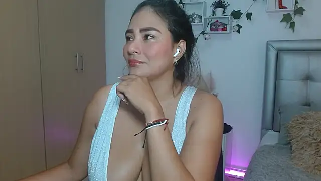 mia star 2 online show from 15, 4, 2026