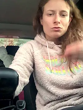 GoldenPussy1329 online show from 12, 1, 2026