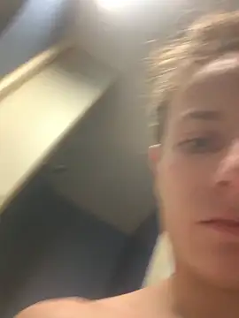 GoldenPussy1329 online show from 11, 3, 2026