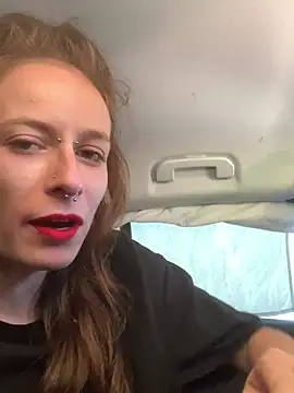 GoldenPussy1329 online show from 4, 4, 2026