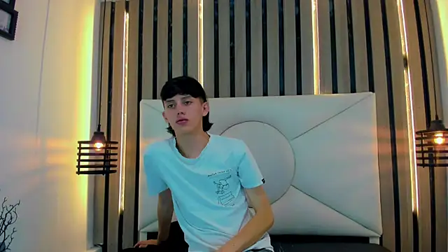 thaigo twink38 online show from 9, 4, 2026