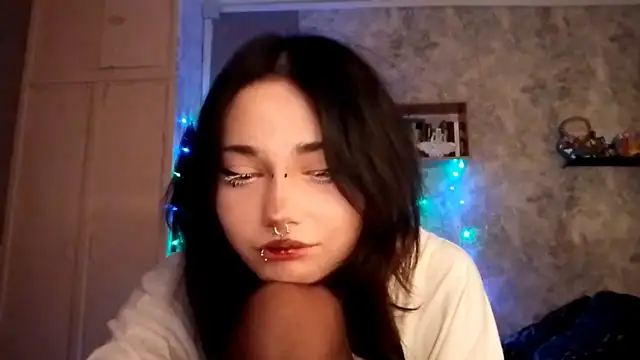 Beeping Creature online show from 18, 10, 2025