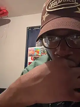 Brooklynboi478 online show from 25, 4, 2026