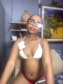 Snapshot of Cutie_Riot chatting on 19, 10, 2025 Cutie Riot online show from 19, 10, 2025