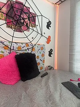 Snapshot of Sussyroxxx chatting on 26, 10, 2025 Sussyroxxx online show from 26, 10, 2025