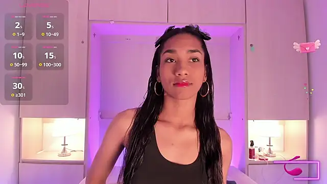 Snapshot of AnahiCollins chatting on 15, 11, 2025 AnahiCollins online show from 15, 11, 2025