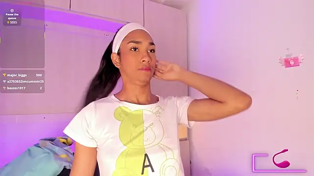 Snapshot of AnahiCollins chatting on 26, 11, 2025 AnahiCollins online show from 26, 11, 2025