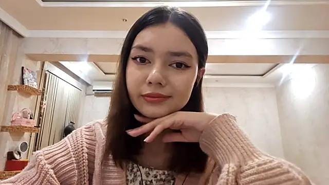 Snapshot of ImogeneMalinconico chatting on 8, 10, 2025 ImogeneMalinconico online show from 8, 10, 2025