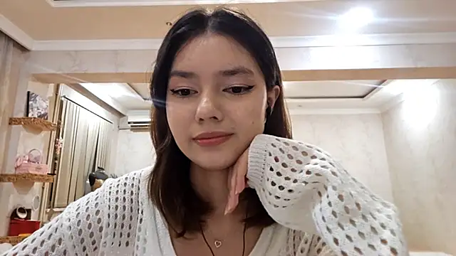 Snapshot of ImogeneMalinconico chatting on 17, 10, 2025 ImogeneMalinconico online show from 17, 10, 2025