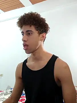 Snapshot of The_boy_good chatting on 10, 10, 2025 The boy good online show from 10, 10, 2025