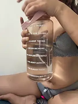 Horny pratiksha online show from 2, 4, 2026