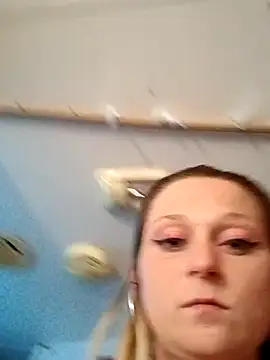 Queen2454 online show from 31, 3, 2026