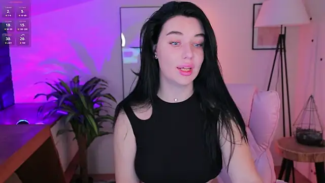 Snapshot of Black___Barbie chatting on 9, 11, 2025 Black Barbie online show from 9, 11, 2025