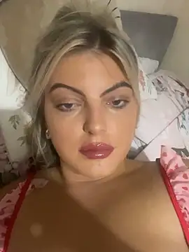 Snapshot of Diamondxoxx chatting on 1, 10, 2025 Diamondxoxx online show from 1, 10, 2025