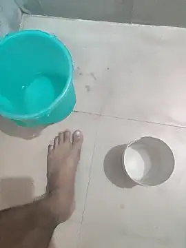 Snapshot of Hhhggghrrr3219 chatting on 30, 9, 2025 Hhhggghrrr3219 online show from 30, 9, 2025