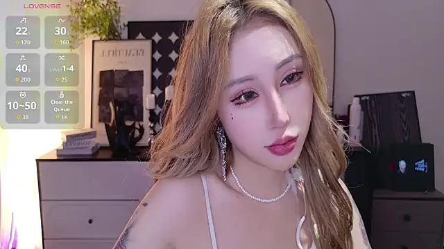 funnygirl0929 online show from 17, 12, 2025