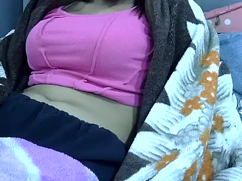 SEXY DOLL88 online show from 4, 12, 2025