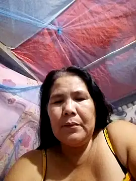 Snapshot of milagrose_rose chatting on 22, 10, 2025 milagrose rose online show from 22, 10, 2025