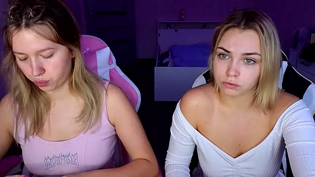 stefany and bettany online show from 3, 11, 2025