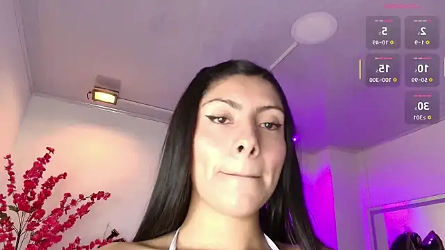 Gabriela milani online show from 25, 10, 2025