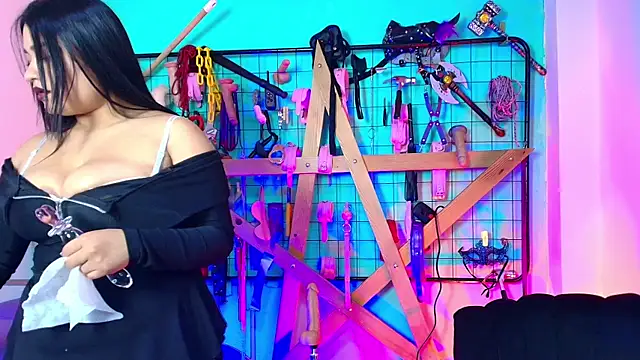Black rose bdsm online show from 13, 10, 2025
