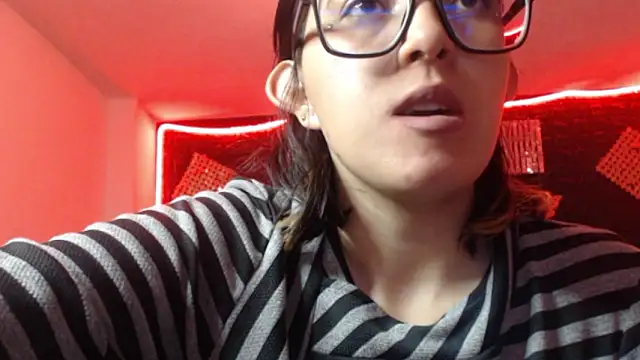 cristal hills 19 online show from 14, 3, 2026