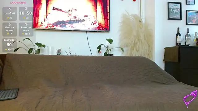 Snapshot of mathewv_ chatting on 13, 11, 2025 mathewv online show from 13, 11, 2025