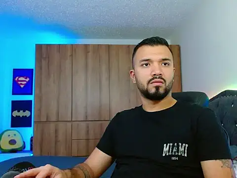 Snapshot of mathewv_ chatting on 15, 11, 2025 mathewv online show from 15, 11, 2025