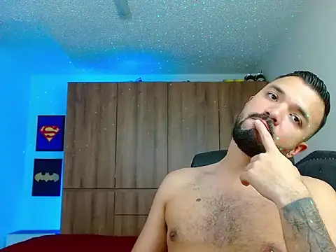 Snapshot of mathewv_ chatting on 28, 11, 2025 mathewv online show from 28, 11, 2025