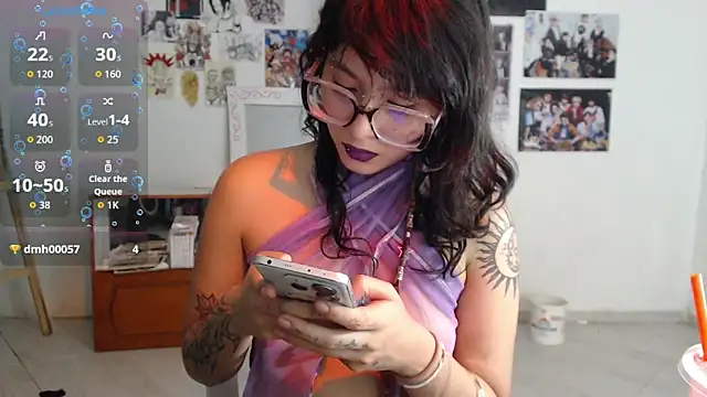 Lia Carter  online show from 14, 5, 2026