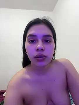 Snapshot of Brianna_bunny05 chatting on 26, 6, 2026 Brianna bunny05 online show from 26, 6, 2026