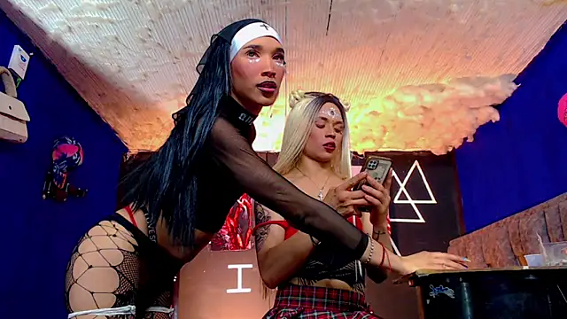 Fersexy Dolls online show from 1, 11, 2025