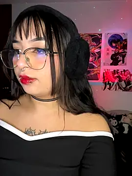 Snapshot of Hinatamoon_ chatting on 10, 10, 2025 Hinatamoon online show from 10, 10, 2025