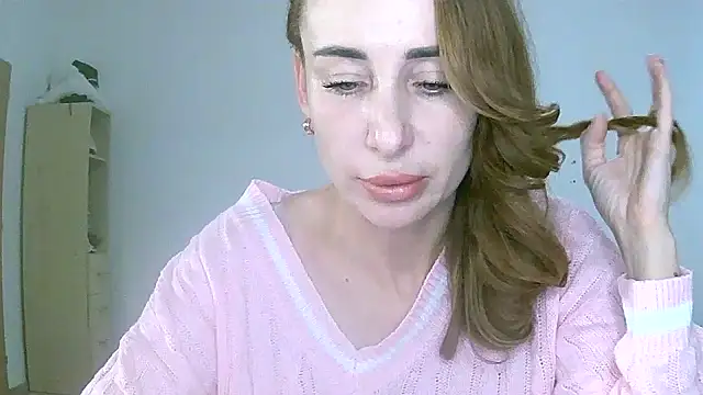 Snapshot of Eliza-Tastys-Q chatting on 23, 10, 2025 Eliza-Tastys-Q online show from 23, 10, 2025