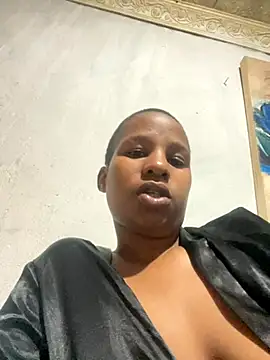 Snapshot of MissBubbles04 chatting on 31, 10, 2025 MissBubbles04 online show from 31, 10, 2025