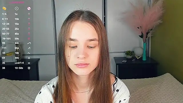 JinnyMcie online show from 7, 4, 2026