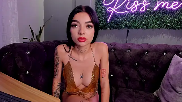 scarlettvelvet  online show from 13, 12, 2025