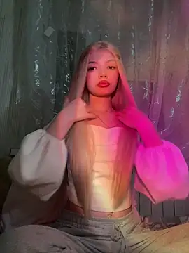 Snapshot of _Siennaaa_ chatting on 27, 2, 2026 Siennaaa online show from 27, 2, 2026